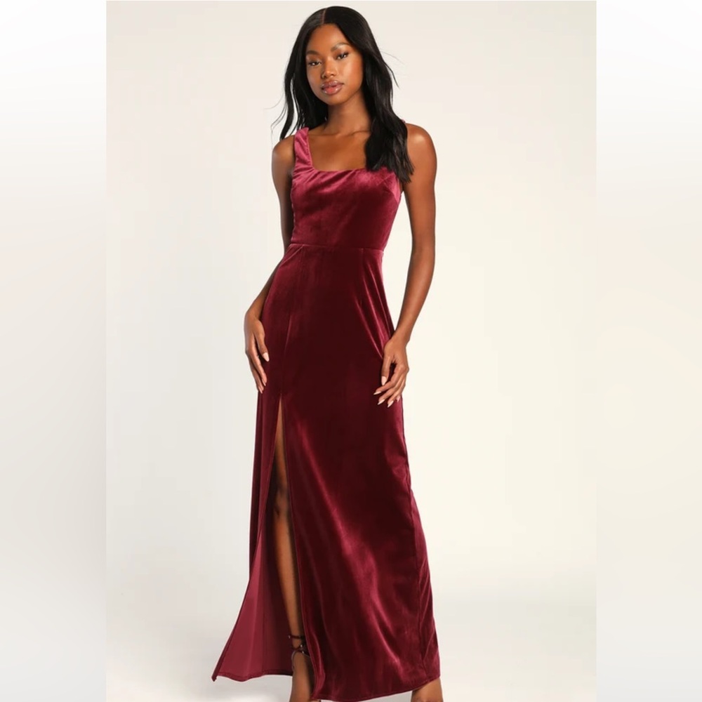 Lulu’s | Elegant Sweetie Burgundy Velvet Square Neck Maxi Dress | 1X